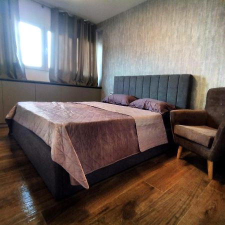 Emerald Apartment Alicante Bagian luar foto