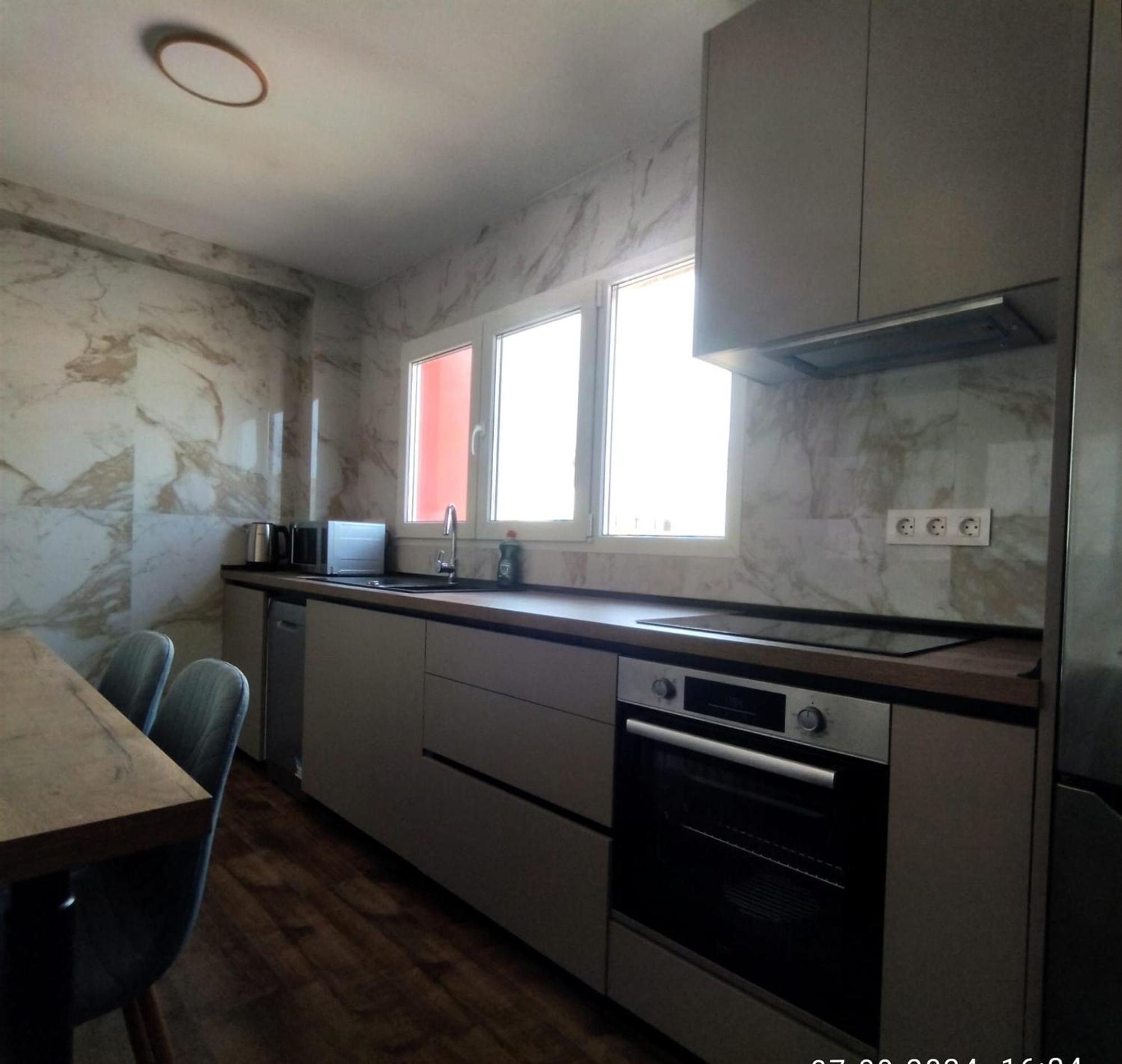 Emerald Apartment Alicante Bagian luar foto